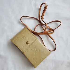 Auth VINTAGE Louis Vuitton Vernis Phone Holder | Y2K Micro Crossbody Bag